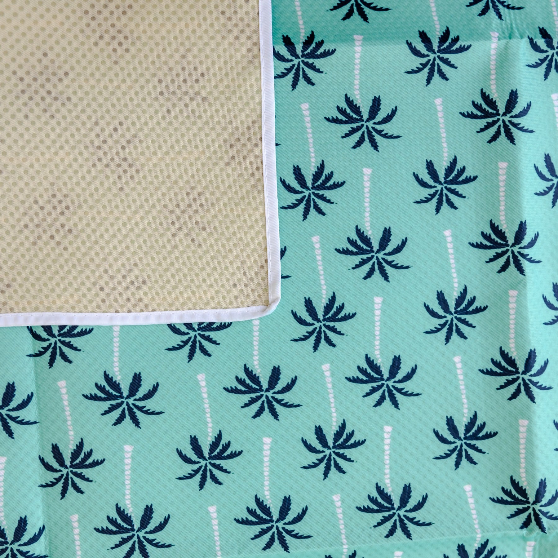 Bear & Moo Mint Tropics Messy Mat