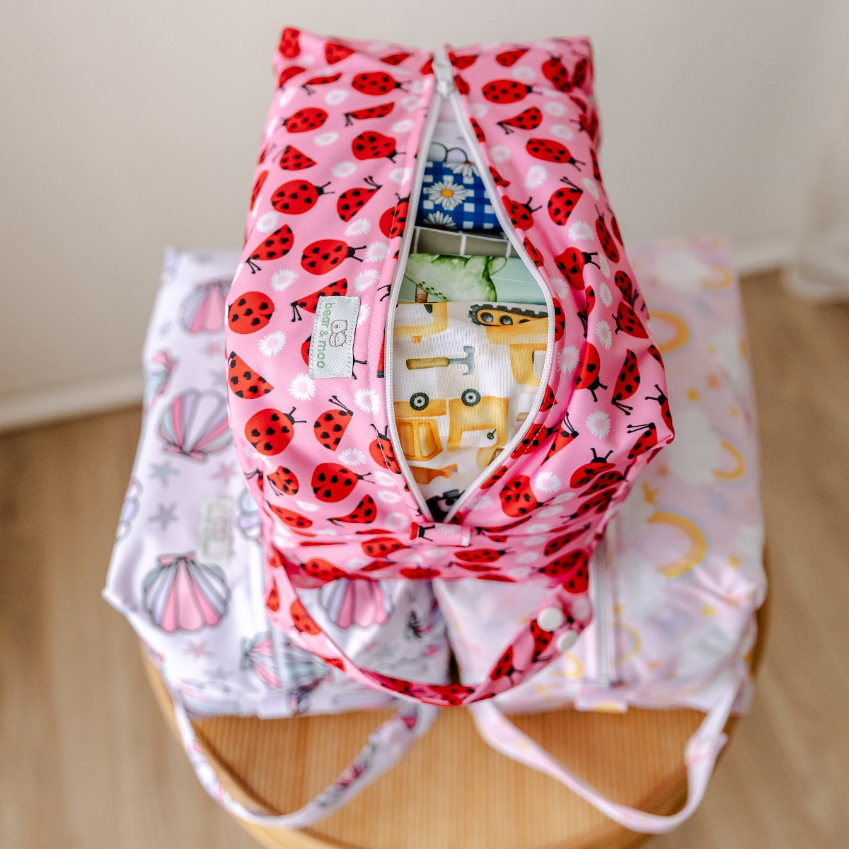 Bear & Moo Reusable Nappy Pod in Love Bugs