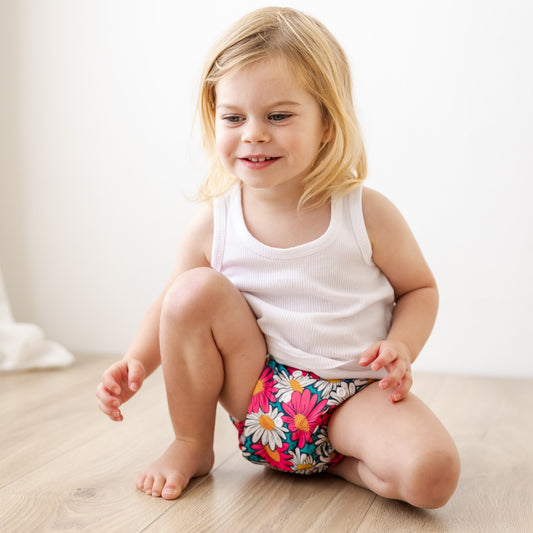 Retro Daisies Cloth Nappy | One Size Fits Most