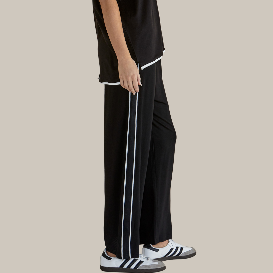 Betty Basics Evelyn Wide Leg Jogger | Black available at Bear & Moo