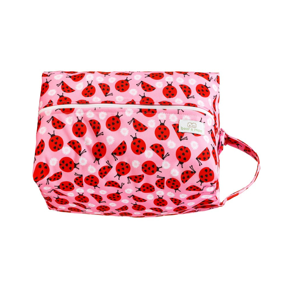 Bear & Moo Reusable Nappy Pod in Love Bugs